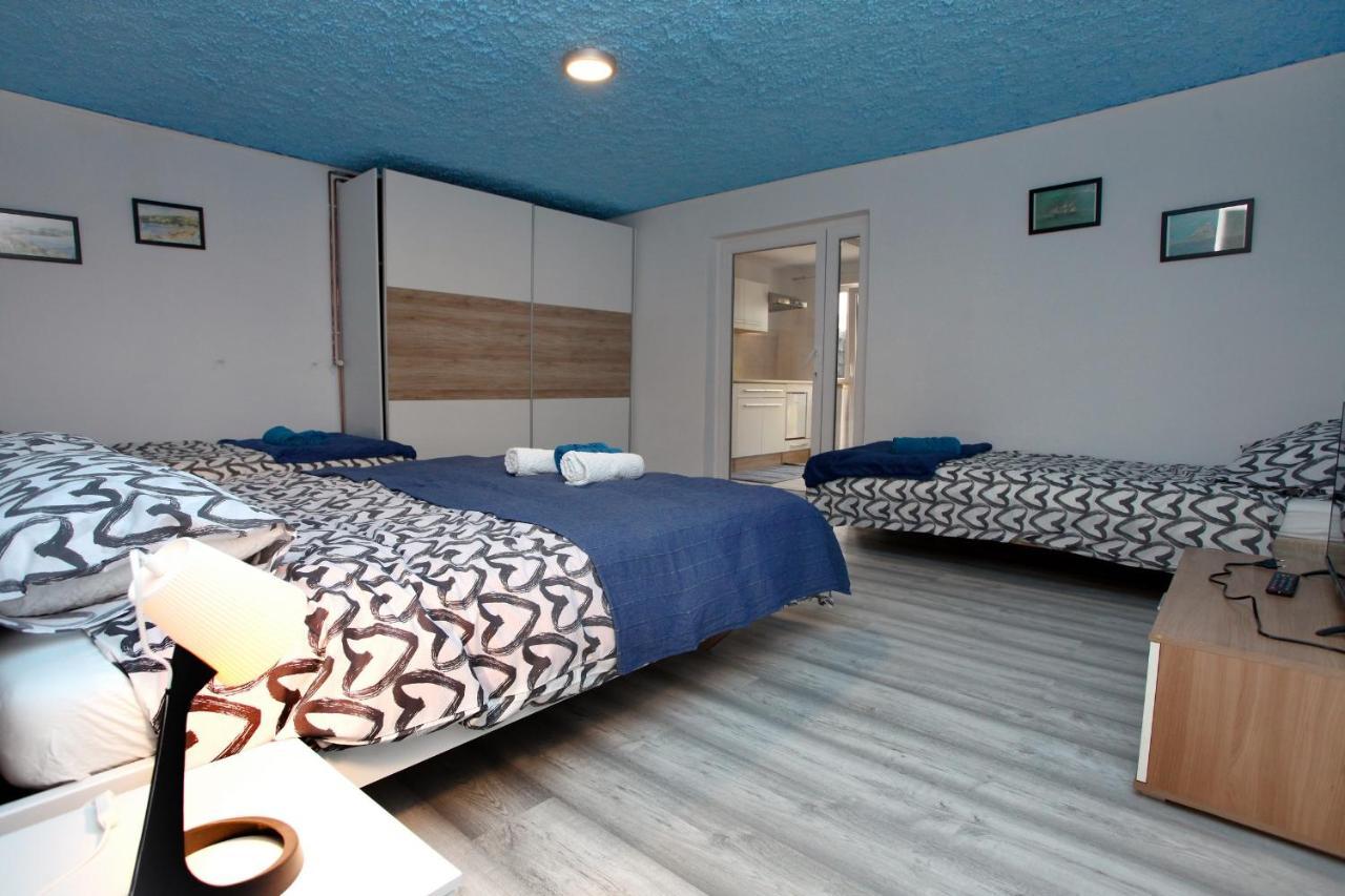 Hilltop Apartments Red & Blue Portoroz Exterior photo